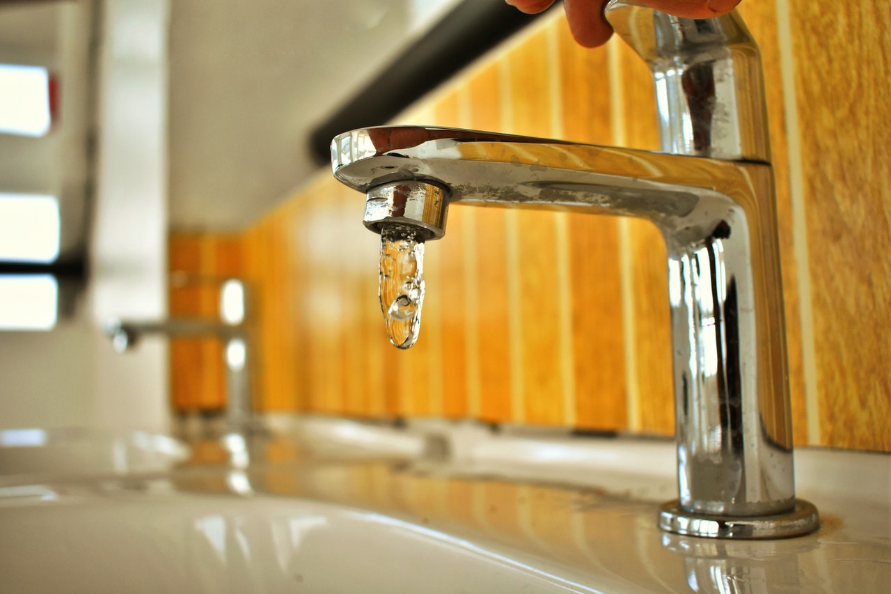 Jak oszczędzać wodę 9 sposobów na oszczędzanie wody